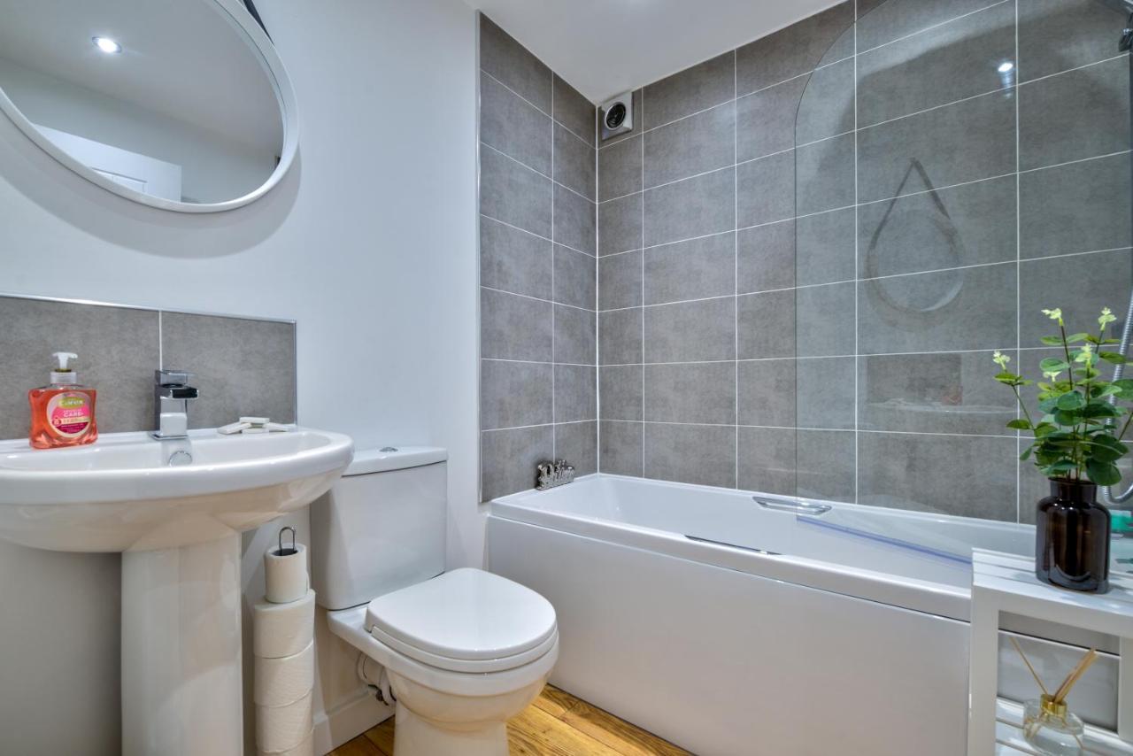 Stamford Central Stay - Stylish 2-Bed Apartment With Wifi Exteriér fotografie